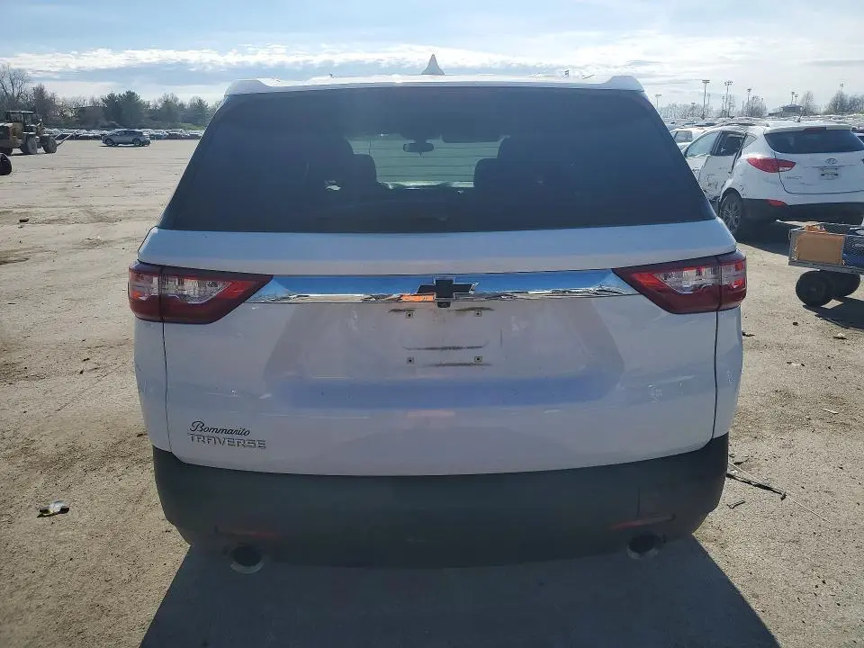 2021 CHEVROLET TRAVERSE LS  