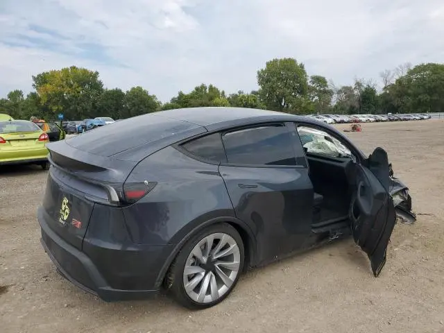 2026 TESLA MODEL Y