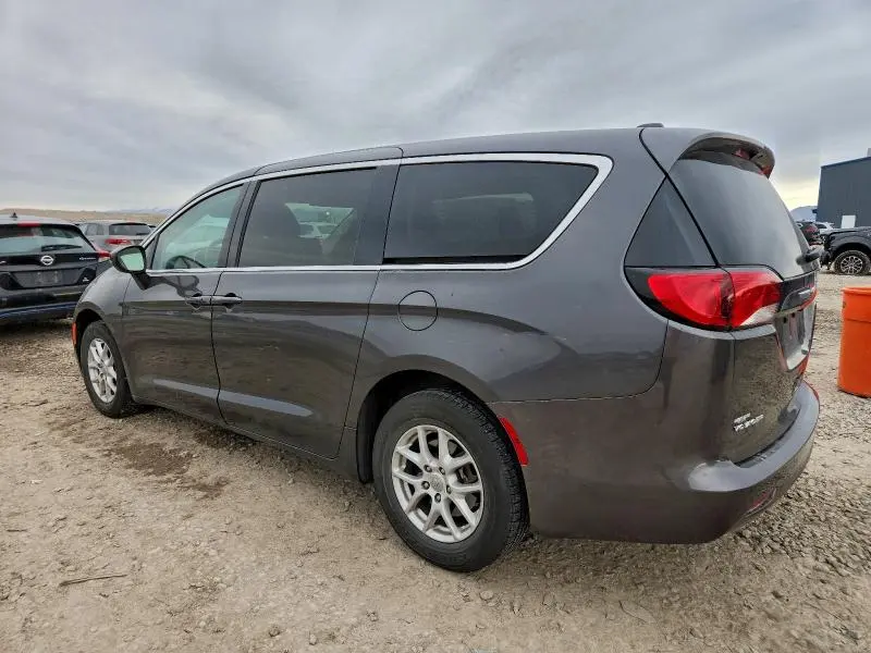 2020 CHRYSLER VOYAGER LX  