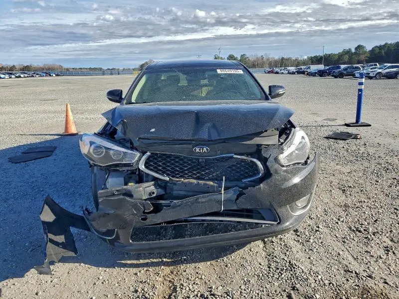 2016 KIA CADENZA LUXURY  