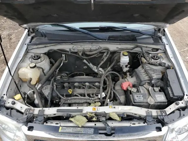 2010 FORD ESCAPE LIMITED  