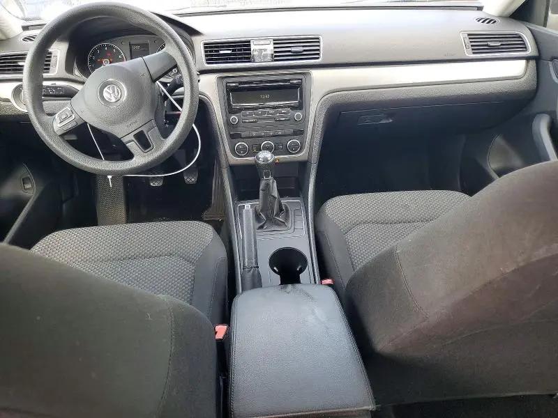 2012 VOLKSWAGEN PASSAT S  