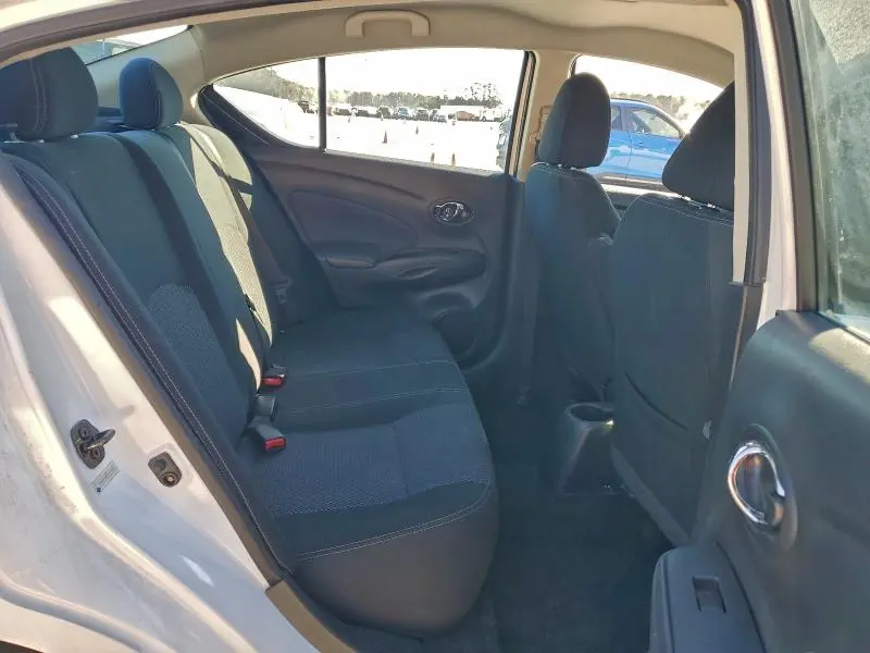 2019 NISSAN VERSA S  