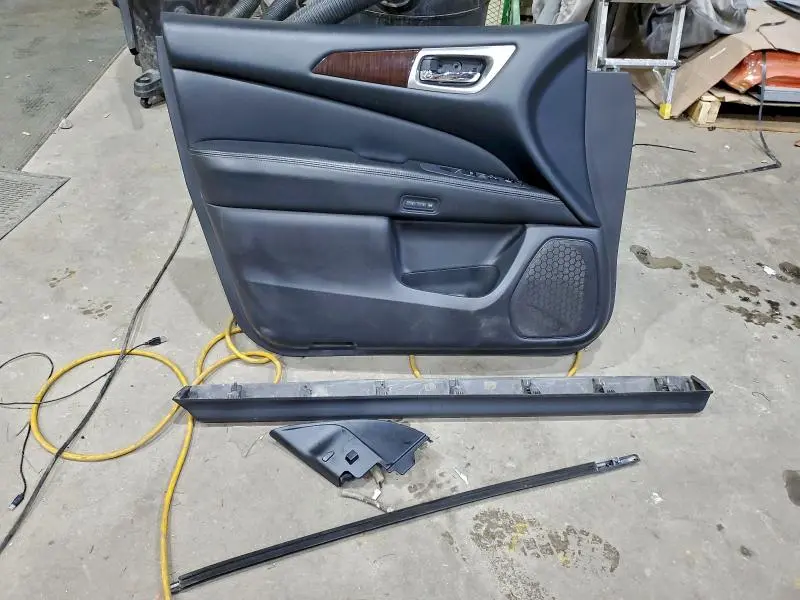 2016 NISSAN PATHFINDER S  