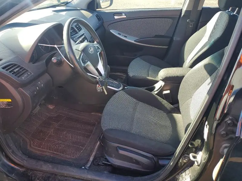 2012 HYUNDAI ACCENT GLS  