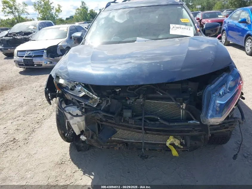 2016 NISSAN ROGUE SL