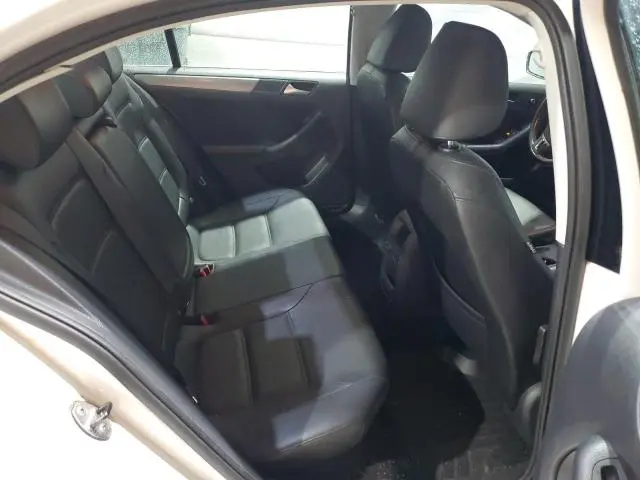 2013 VOLKSWAGEN JETTA TDI  