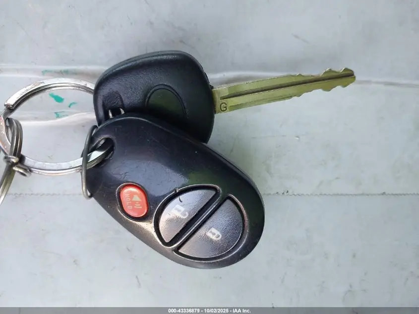 2013 TOYOTA SIENNA L V6 7 PASSENGER