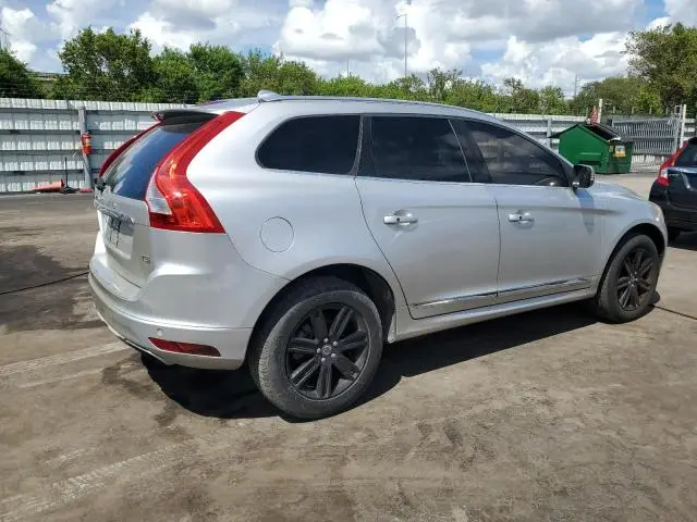 2017 VOLVO XC60 T5 INSCRIPTION  