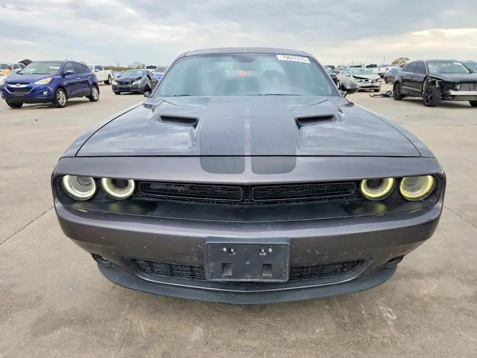 2022 DODGE CHALLENGER SXT  