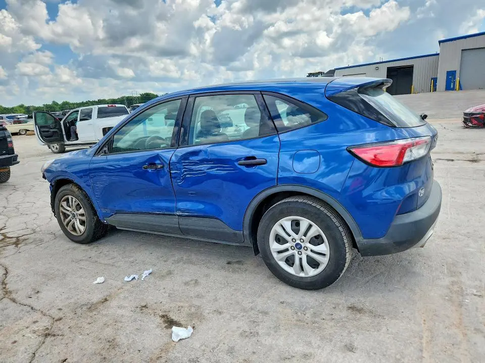2022 FORD ESCAPE S  