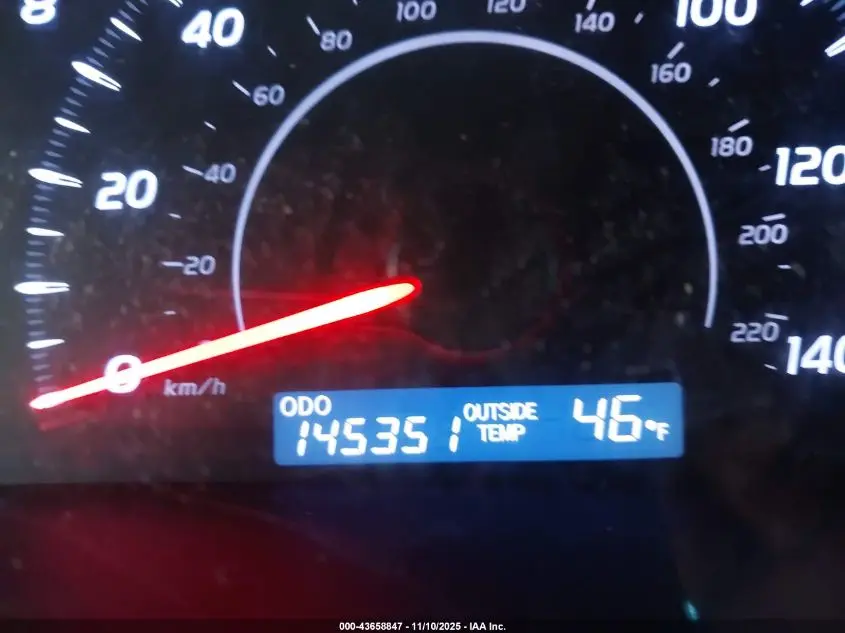 2011 TOYOTA CAMRY LE