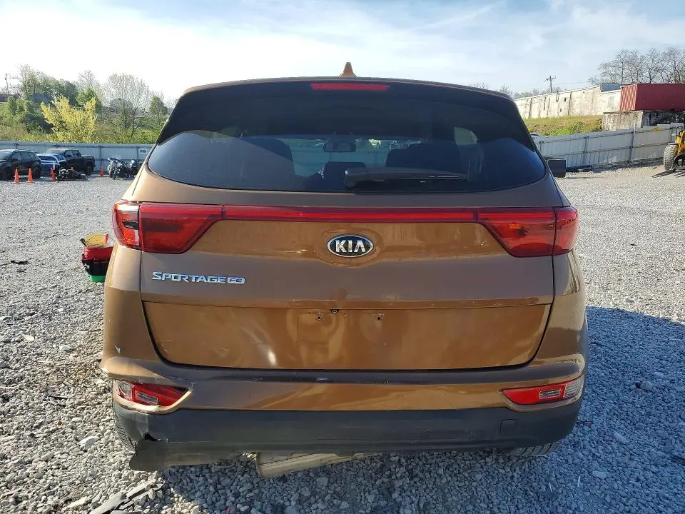 2018 KIA SPORTAGE LX  