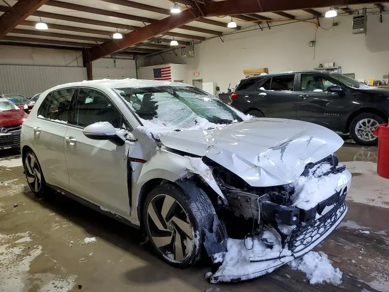 2022 VOLKSWAGEN GTI S  