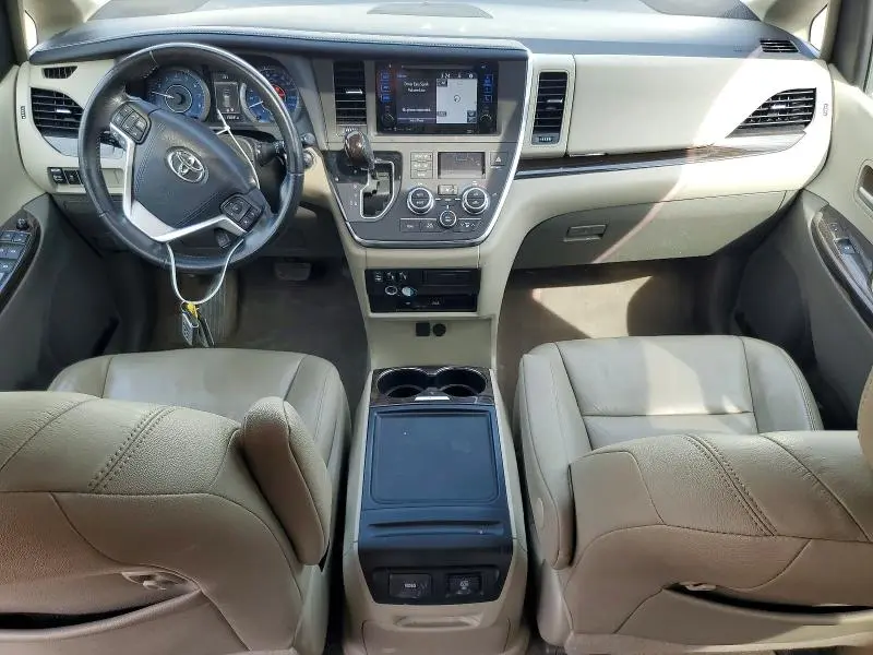 2016 TOYOTA SIENNA XLE PREMIUM 8-PASSENGER  
