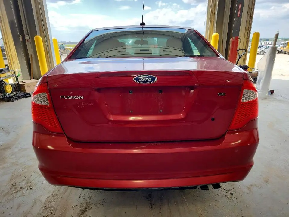 2011 FORD FUSION SE  