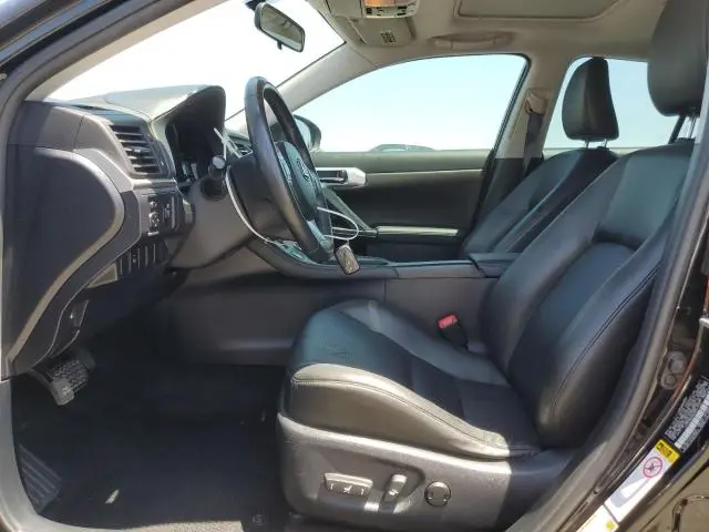 2011 LEXUS CT 200  