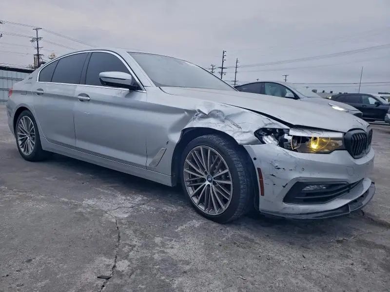 2018 BMW 530E   
