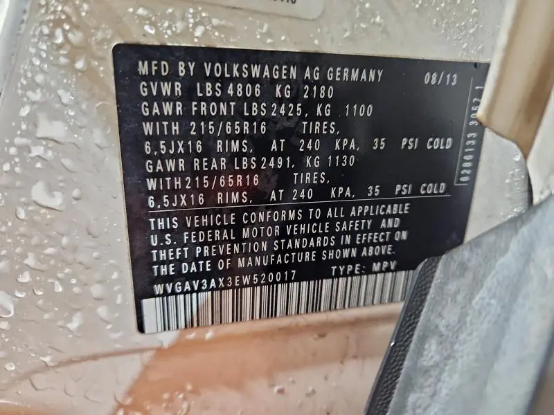 2014 VOLKSWAGEN TIGUAN S  