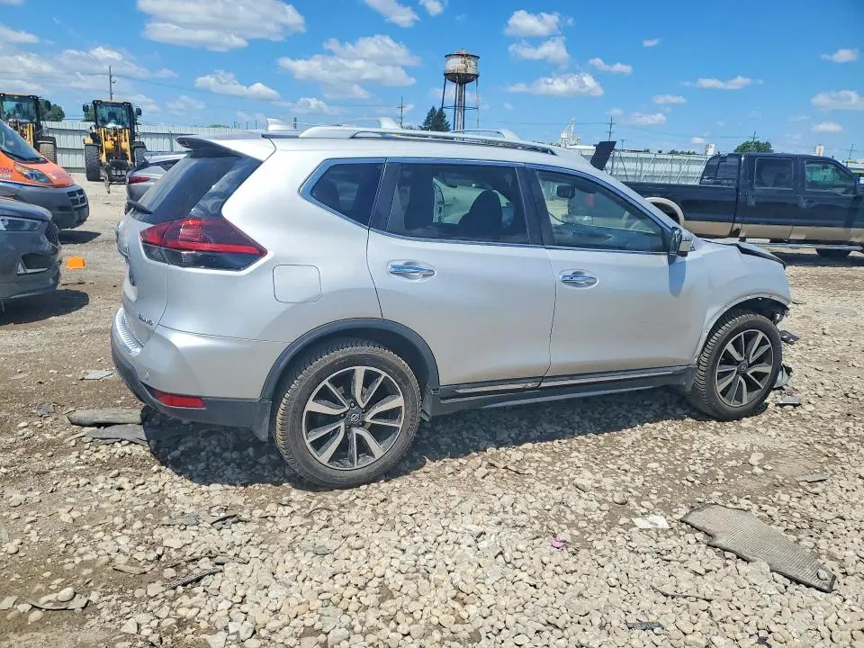 2019 NISSAN ROGUE SL  