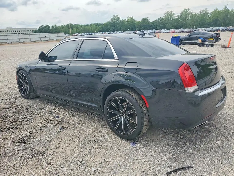 2017 CHRYSLER 300 LIMITED  