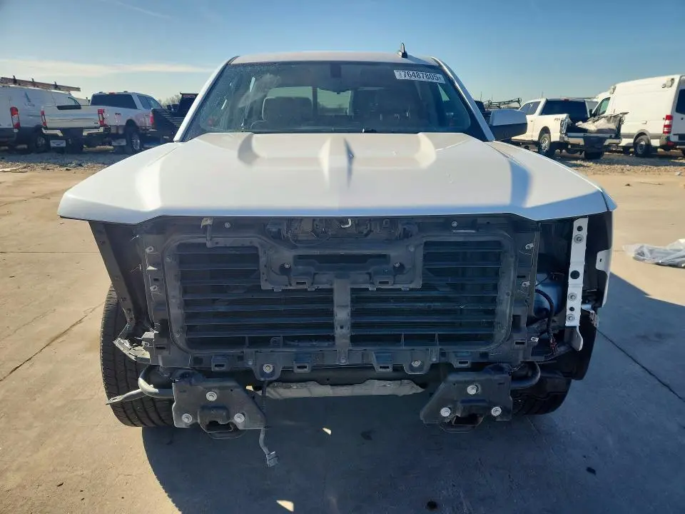 2018 CHEVROLET SILVERADO LT  