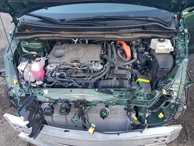 2025 TOYOTA SIENNA XSE  