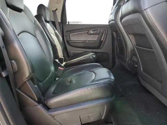 2010 CHEVROLET TRAVERSE LT