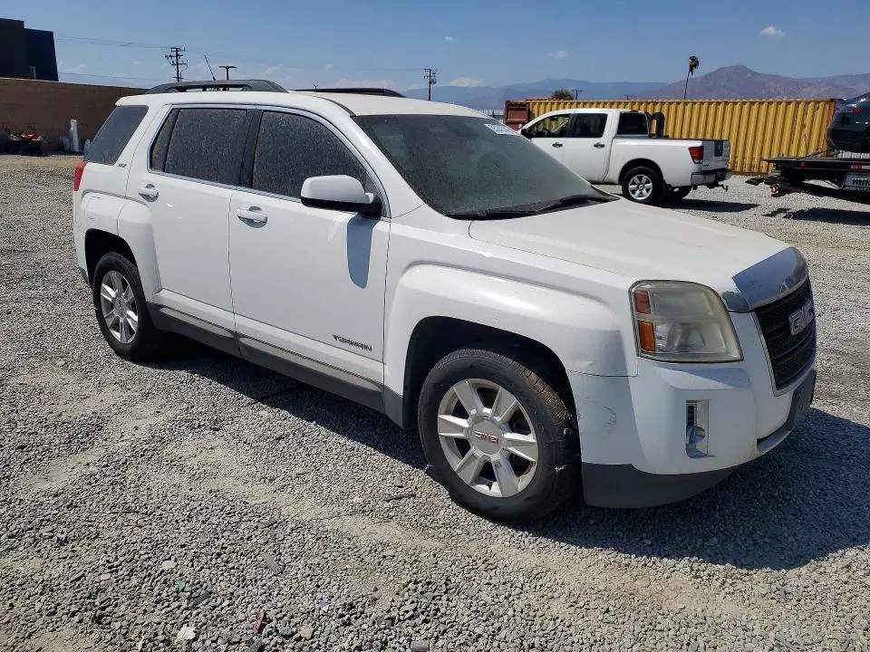 2013 GMC TERRAIN SLT  