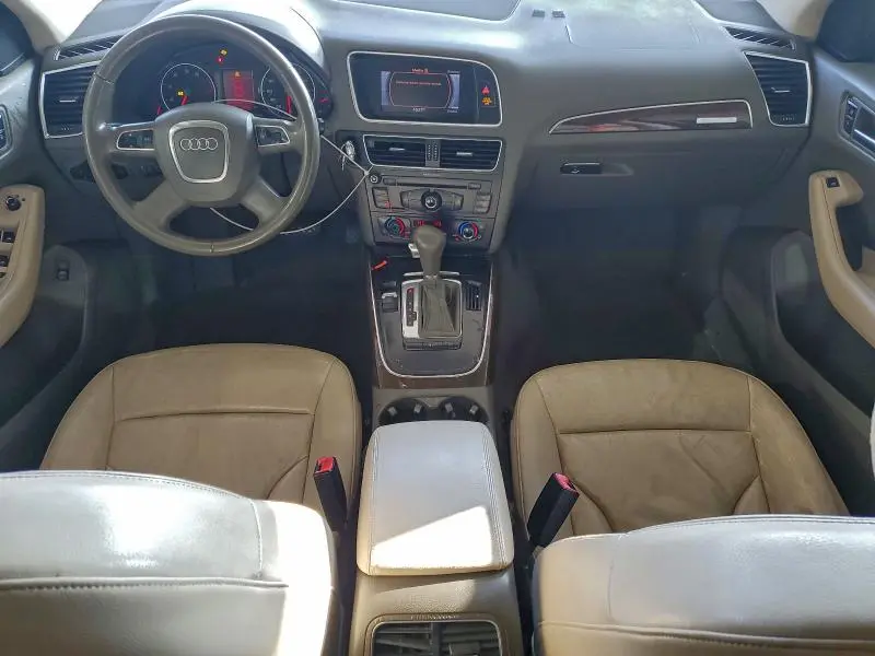 2011 AUDI Q5 PREMIUM  