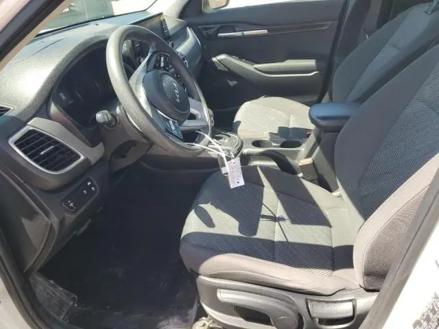 2022 KIA SELTOS LX  