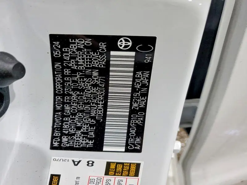 2024 TOYOTA COROLLA LE  