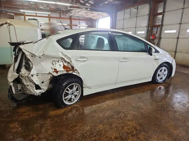 2011 TOYOTA PRIUS THREE  