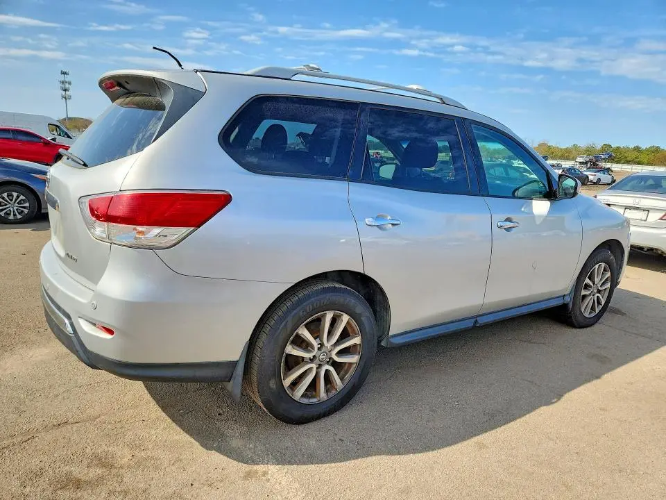 2014 NISSAN PATHFINDER SV  