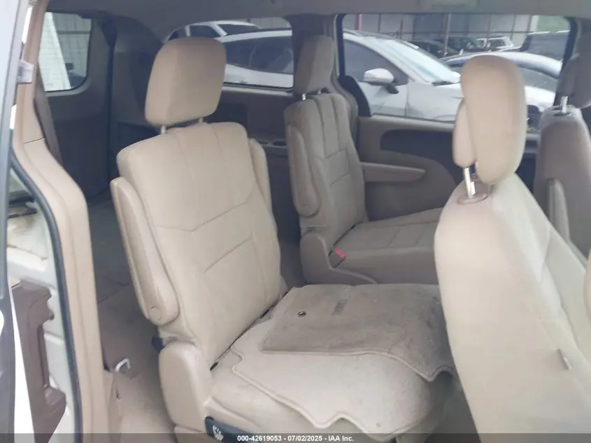 2013 CHRYSLER TOWN & COUNTRY TOURING