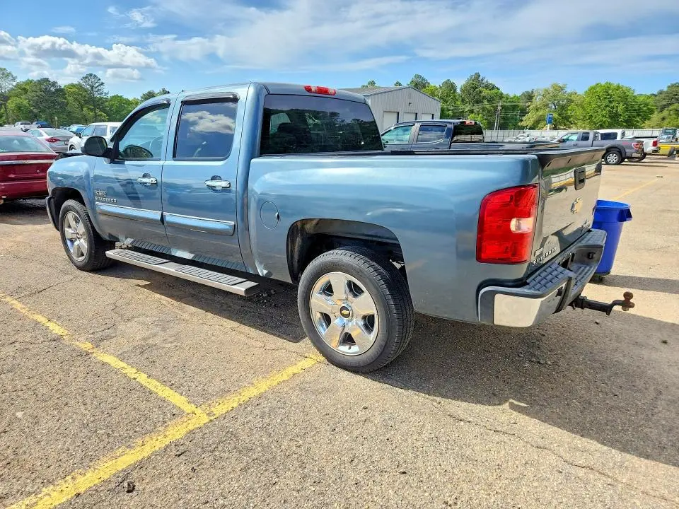 2011 CHEVROLET SILVERADO C1500 LT  