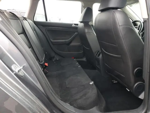 2013 VOLKSWAGEN JETTA S  