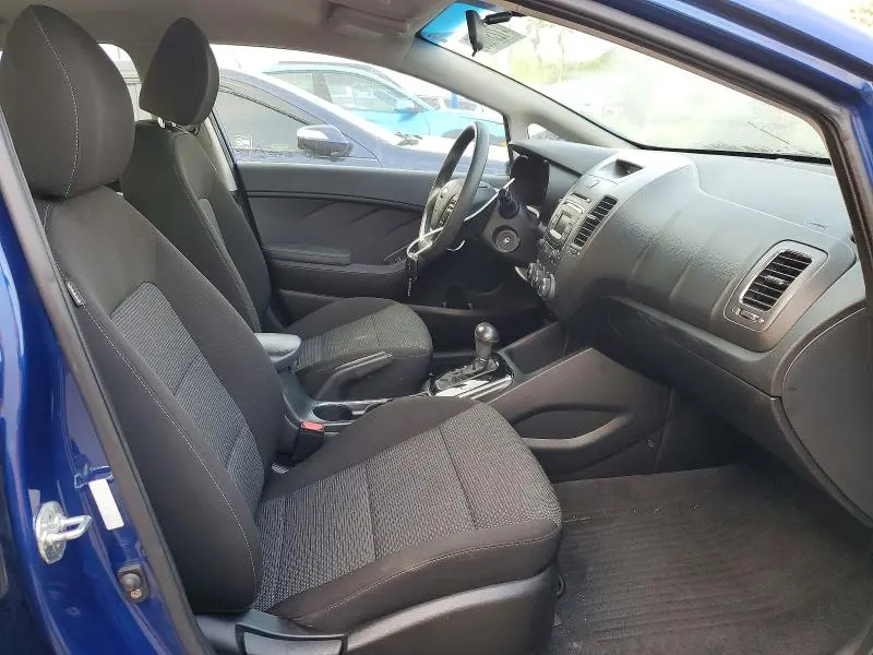 2018 KIA FORTE LX  