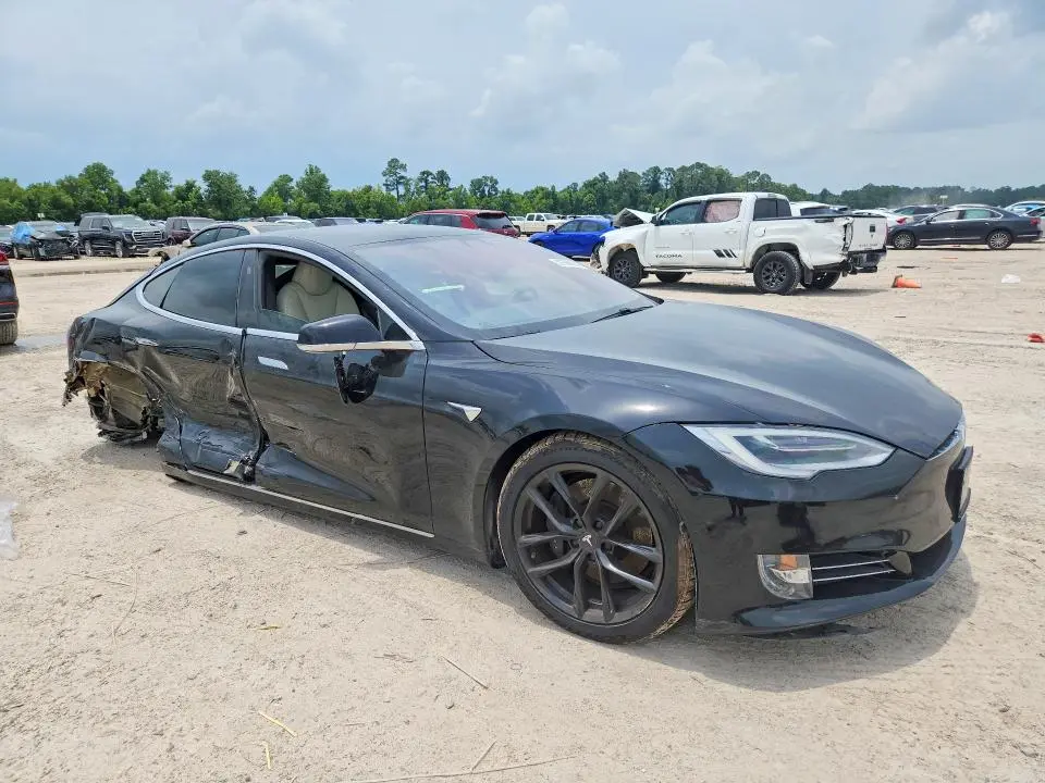 2020 TESLA MODEL S   