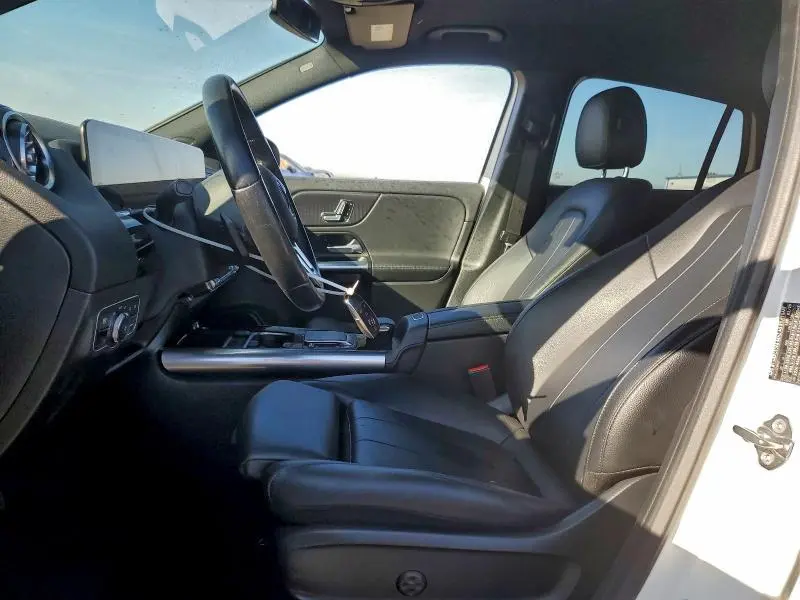 2021 MERCEDES-BENZ GLA 250  