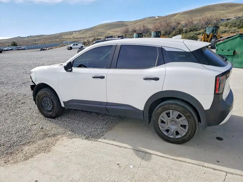 2025 NISSAN KICKS S  