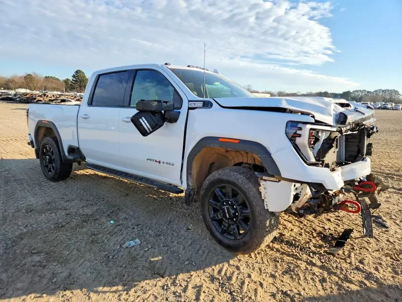 2025 GMC SIERRA K2500 AT4  