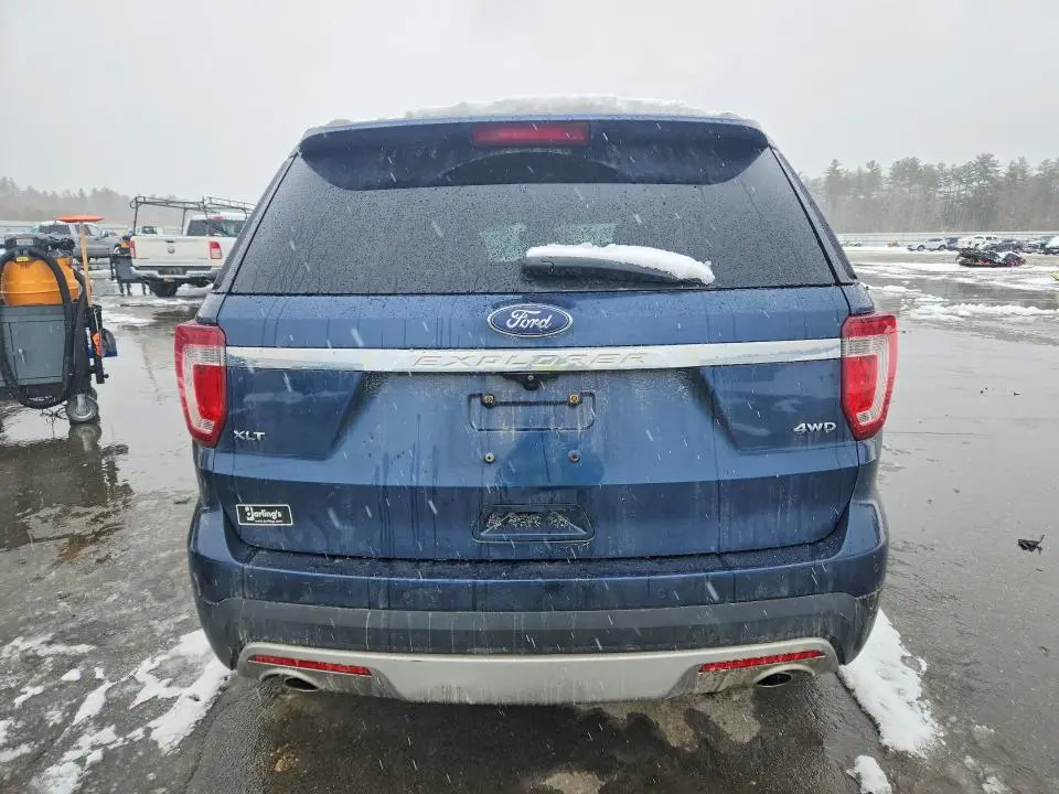 2017 FORD EXPLORER XLT  