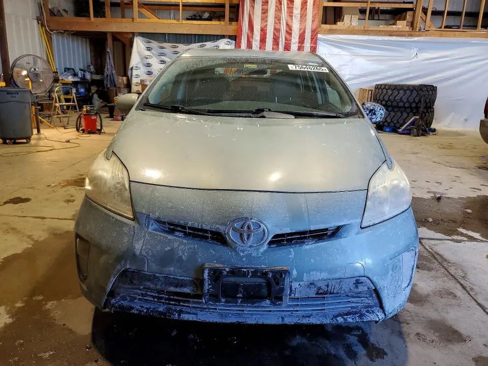 2013 TOYOTA PRIUS   
