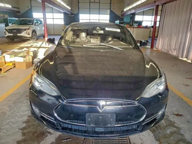 2015 TESLA MODEL S 85D  