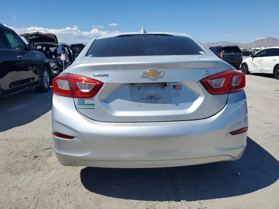 2018 CHEVROLET CRUZE LT  