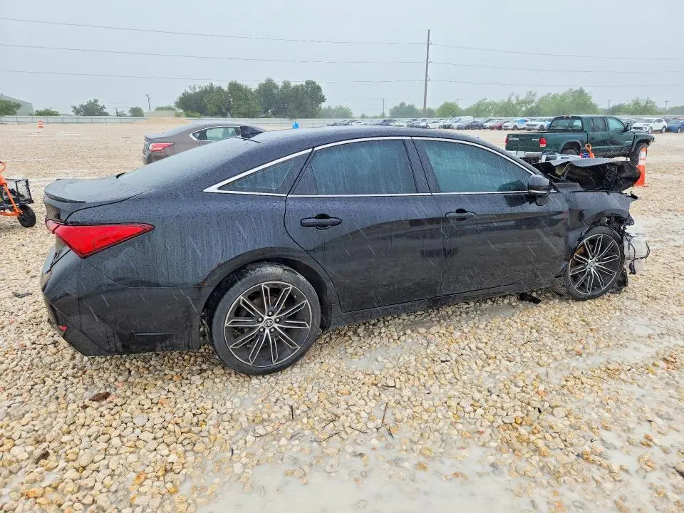 2019 TOYOTA AVALON TOURING  