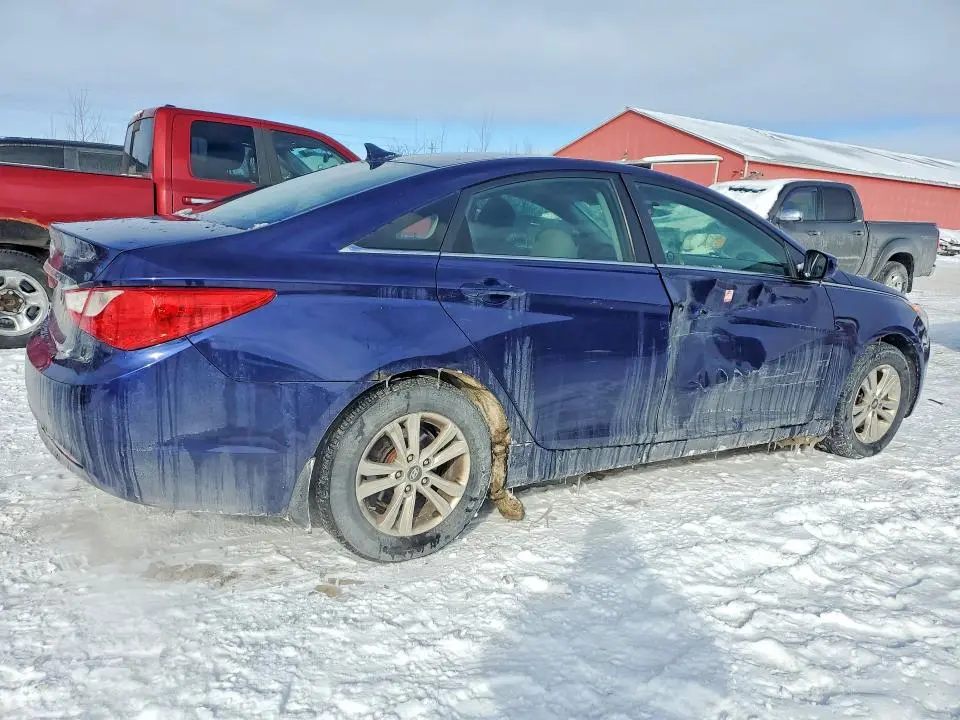 2013 HYUNDAI SONATA GLS  