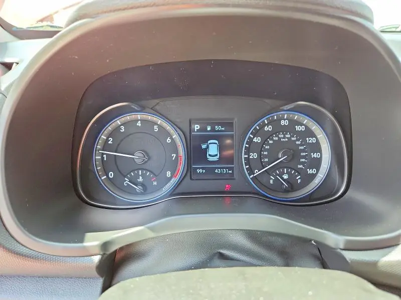 2019 HYUNDAI KONA SE  