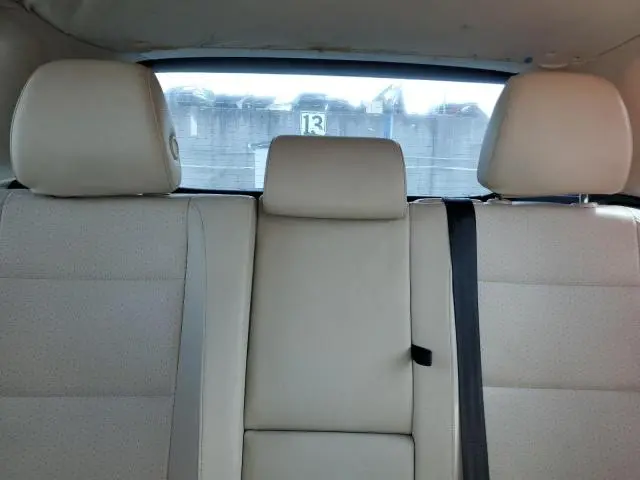 2013 VOLKSWAGEN TIGUAN S  